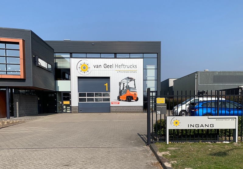 Van Geel heftrucks a prins holland company